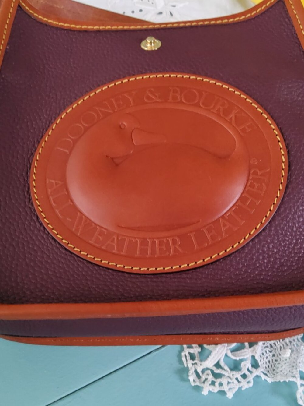 NWT Dooney & Bourke Large Duck Heritage Hobo 23 in Bordeaux - Picture 8 of 10